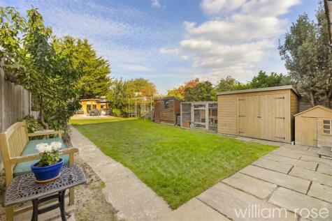 Dale View Avenue, Chingford, London