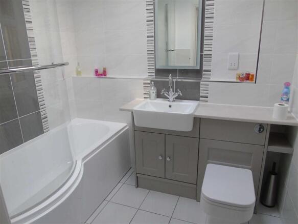 En-suite Bathroom