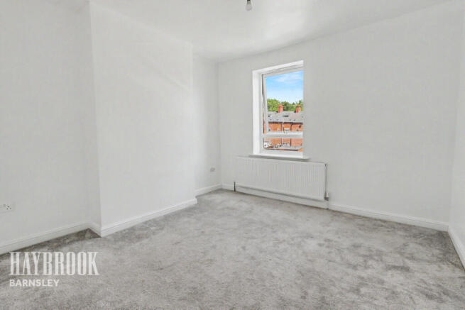 3 bed Terraced for sale Image 7