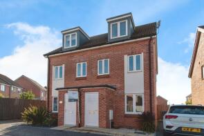 5, Sweet Chestnut, Exeter EX5 7FQ
