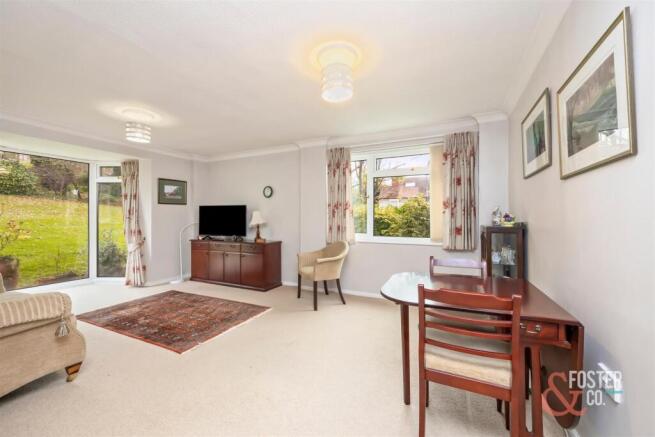 Varndean Drive, Monterey Court, 4-009.JPG