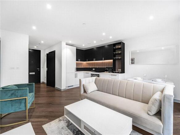 Reception/Kitcen