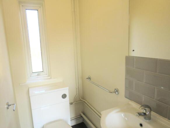 Cloakroom/wc