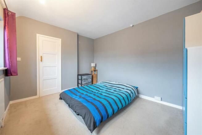 10 Hortonsfield Road, Yardley Gobion, NN12 (7).JPG