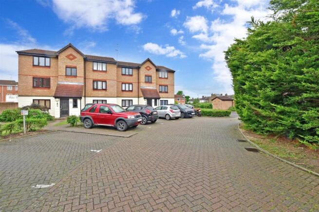 Driveway/Parking