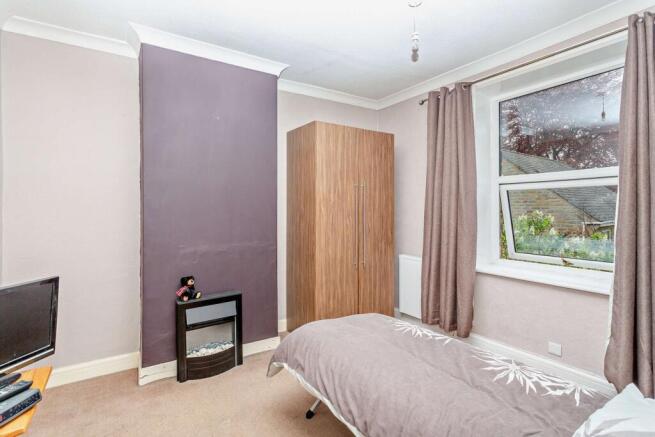 3 bed Terraced for sale Image 10