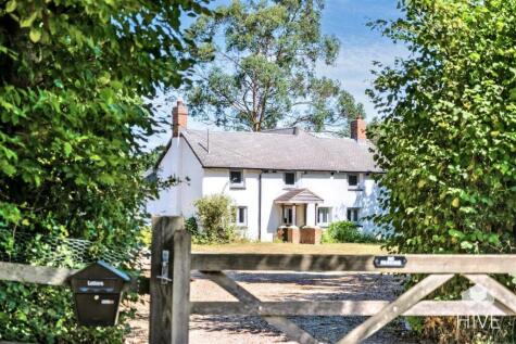 Verwood Road, Three Legged Cross