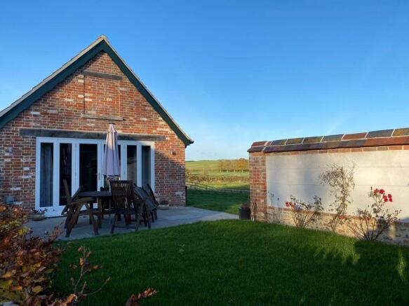 3 bedroom Barn Conversion for rent