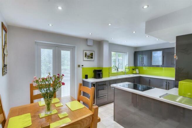 DINING KITCHEN