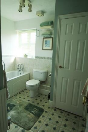 Photo 12