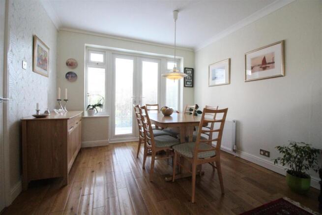 Living room/diner