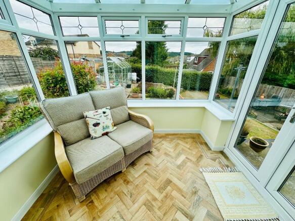 3 bed Detached Bungalow for sale Image 12