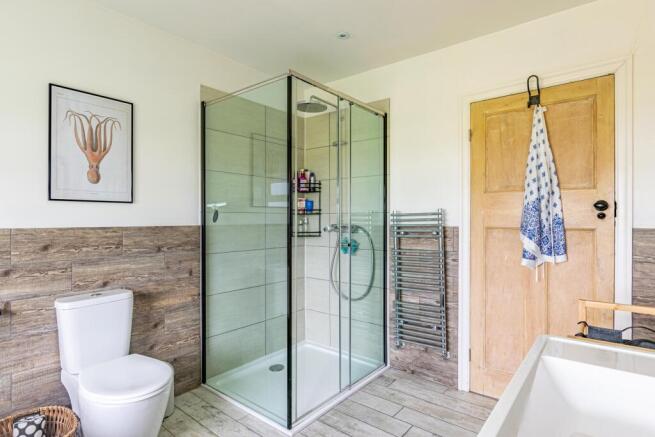 bathroom2