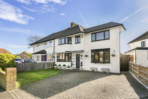 3, Ashridge Way, Sunbury-on-thames TW16 7SF
