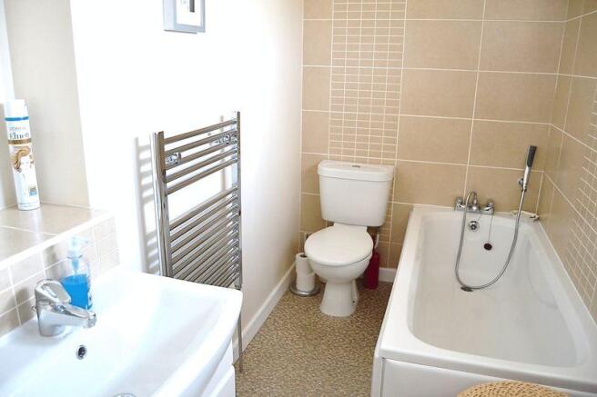 En-suite bathr...