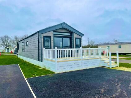 Westwood Lodge, Manor House Holiday Park, Church Laneham, Nottinghamshire