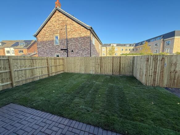 1 bed Flat for sale Image 7