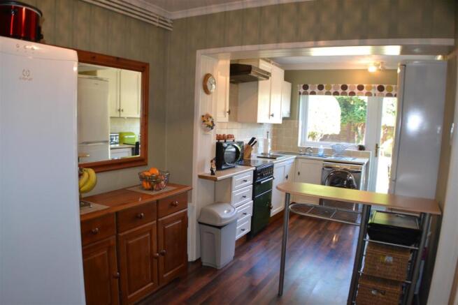 Kitchen breakfast room