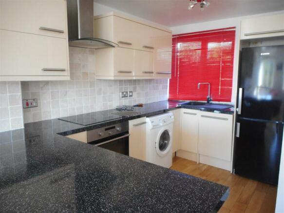 Kitchen.JPG