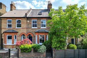52, Heathfield South, Twickenham TW2 7SS