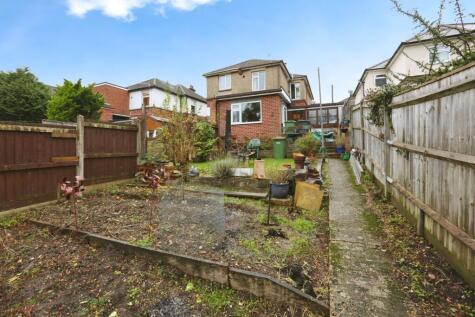 Portsmouth Road, Bursledon, Southampton, Hampshire, SO31