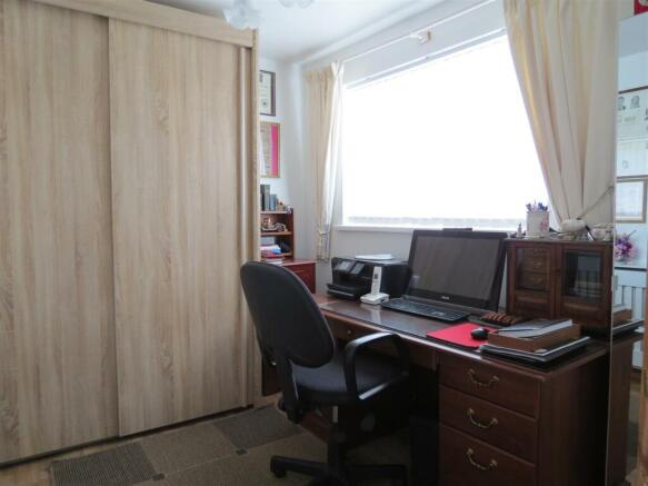 Bedroom Or Office Study Room