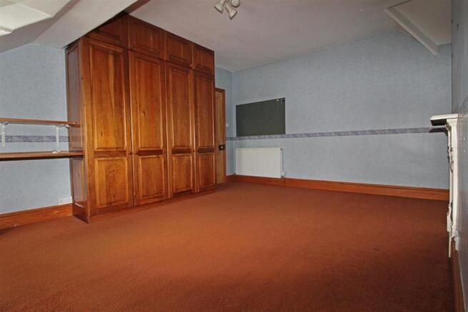 Bedroom 2..jpg