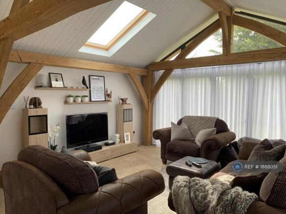 Kitchen/Lounge/Dinner