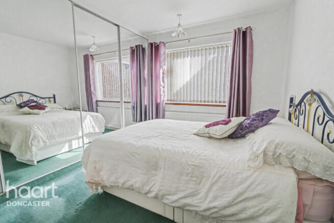 2 bed Bungalow for sale Image 10