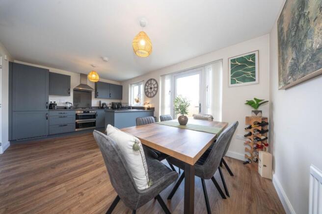 Kitchen/Dining Room