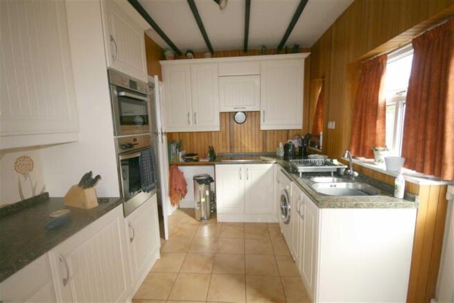Kitchen/ Breakfast room