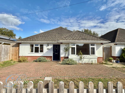 Elmhurst Road, West Moors, Ferndown, Dorset, BH22