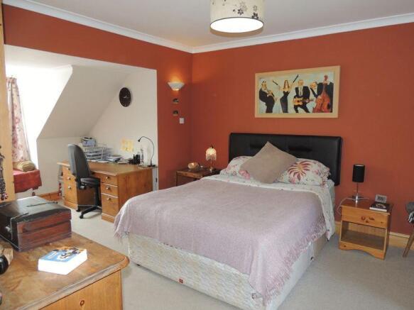 Photo 10