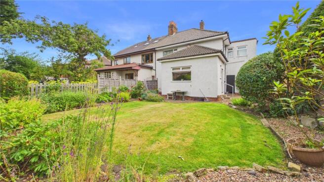 4 bed Semi-Detached for sale Image 7