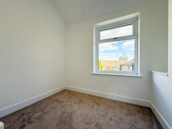 2 bed Terraced for sale Image 9