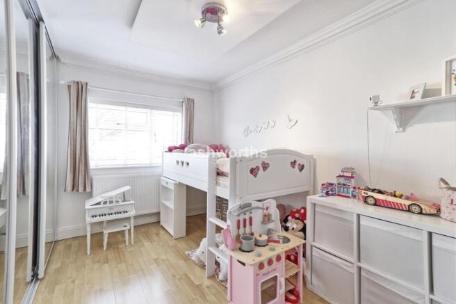 Double bedroom 3