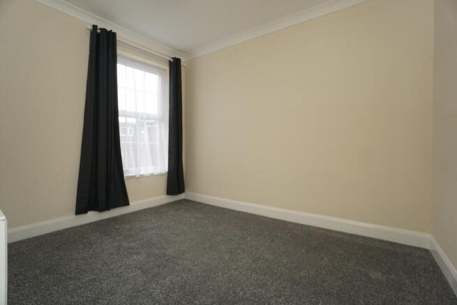 2 bed Terraced to rent Image 9