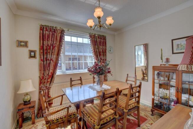 Dining Room.jpg
