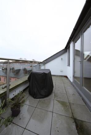 11 Vicarage Mews 211
