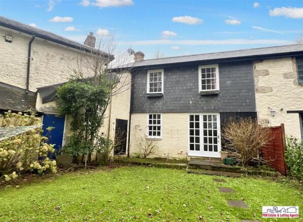 2-bed house on Canonstown, £180,000