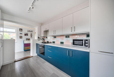 Emlyn Road, Horley, Surrey, RH6