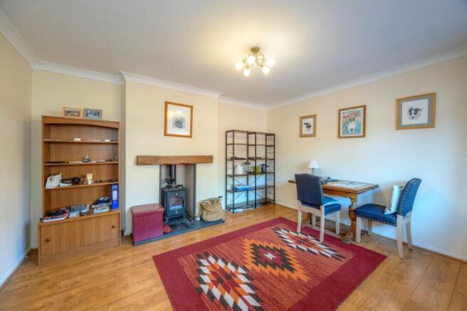 3 bed Semi-Detached for sale Image 6