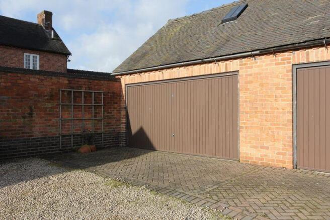 GARAGE + STORA...