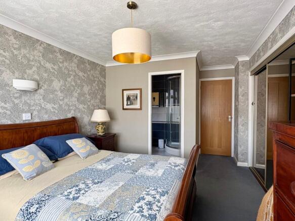 Gatelands Drive, Bexhill-on-Sea, TN39 photo 4