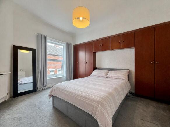 1 bed Terraced to rent Image 4