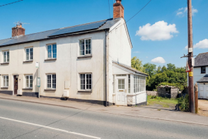 13, Half Moon Village, Road From Crown And Sceptre To New Bridge Cross, Exeter EX5 5AE