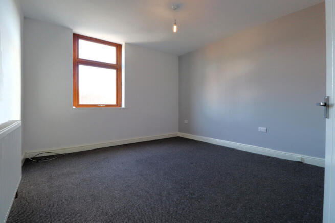 4 bed Terraced for sale Image 9