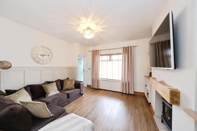 2 bed Terraced for sale Image 8