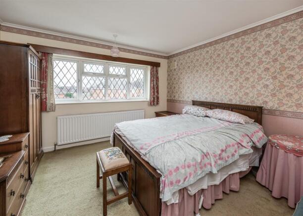 14 Peterdale Drive-bed1a.jpg