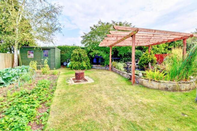 REARGARDEN3